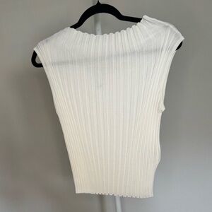 Zara Elegant White Ribbed Sleeveless Top size XL